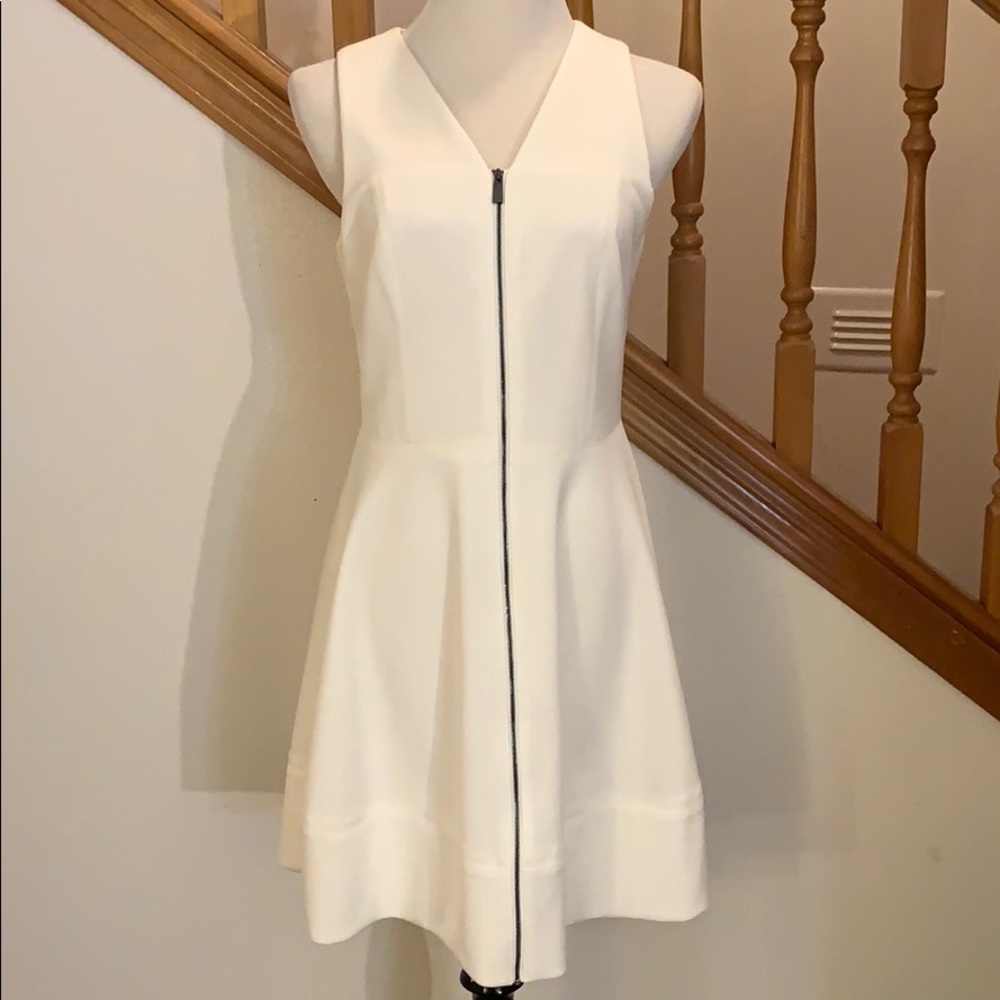 VINCE CAMUTO | Winter White Dress - Picture 4 of 8